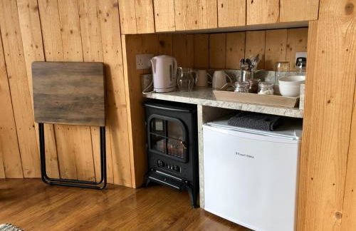 Hilltop Hideaway - Secluded pod with private hot tub - Foto 11