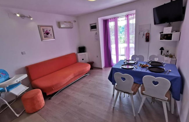 Holiday Home in Tuheljske With Hot Tub - Foto 6