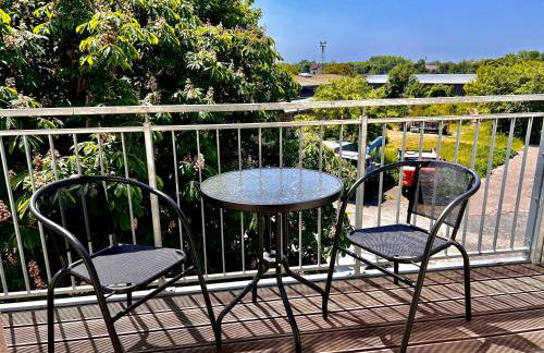 Larooms Merseburg - Apartment NP61 - 2 Zimmer - 4 Betten - Waschmaschine - Parkplatz - Balkon - Foto 10