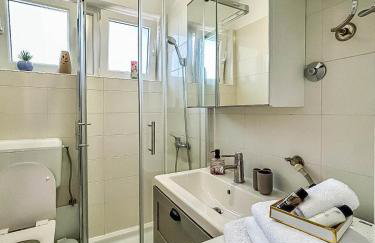 Galib 2 - newly renovated and top location near the sea and city center - Photo 9