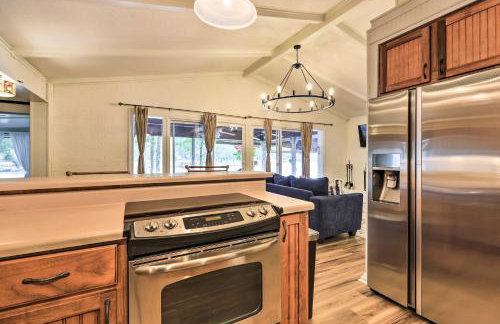 Eatonton Getaway on Lake Sinclair with Dock! - Foto 10