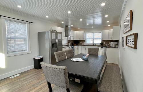 Remodeled Farm House with Plenty of Charm - Foto 29