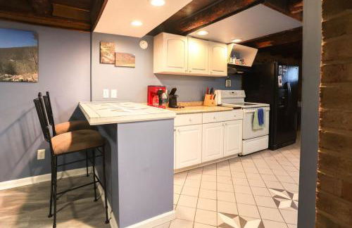 Pool-Table-Hot Tub-Fire Pit - Foto 35