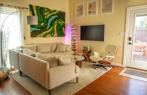 Dog Friendly Oasis Private Hot Tub with Sauna - Photo 27