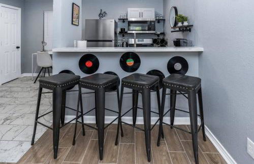 The Music Room Tsu,NRG,MedCtr,Concerts,rodeo - Photo 5