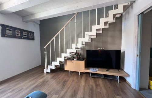 donna serena Aci Castello - Photo 13