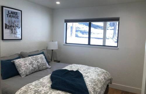 Fun & Air Conditioned Lake Tahoe 3 BR/2.5 BA Home - Foto 3