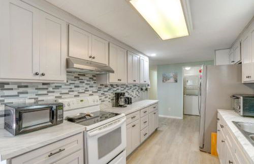 Boat and Fish Canal-Front Home on River - Foto 8