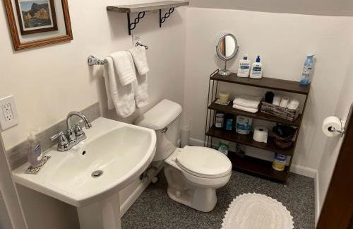 Stunning Cottage with Fire Pit in Saratoga, Wyoming - Foto 33