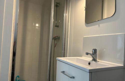 Kery House Calme et proche du Centre - Foto 16