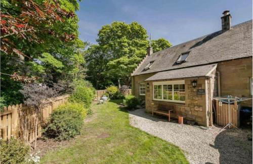 Charming 3/4 bedroom semi-detached cottage. - Foto 1