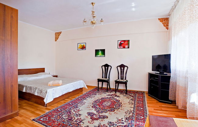 Lessor Apartments - Photo 20