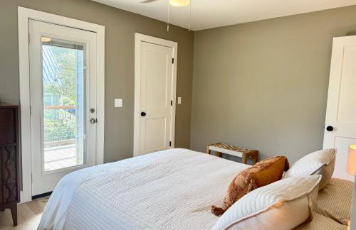 Creekside Base for Hiking and Biking, Near Downtown - Foto 46