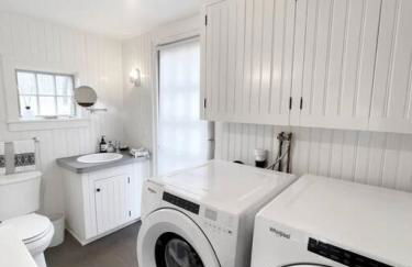 Historic Estate - 5 min to Mohawk Mt Ski Resort - Foto 34