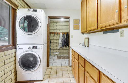 Flathead Lake Views Scenic and Spacious Retreat! - Foto 31