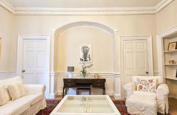 Russel House - 4 Bedroom - The Royal Mile - Photo 41