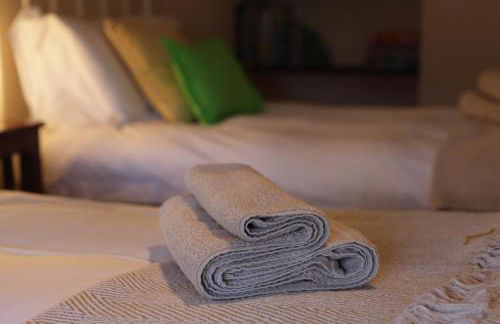 Glanhenwye Courtyard Cottages - Photo 101