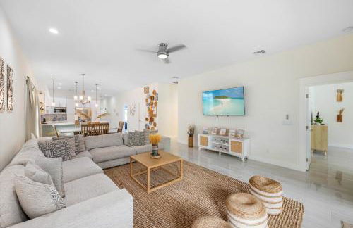 New Build- Mini Golf Course-Heated Saltwater Pool-Game Room - Foto 14