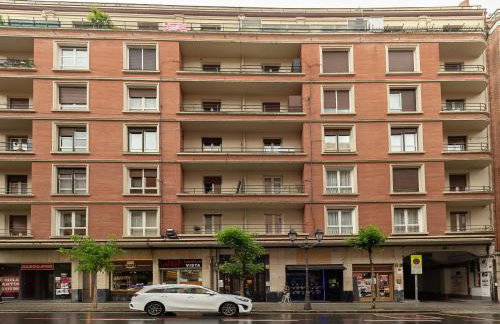 Diseño y elegancia en el corazón de Bilbao - Photo 35