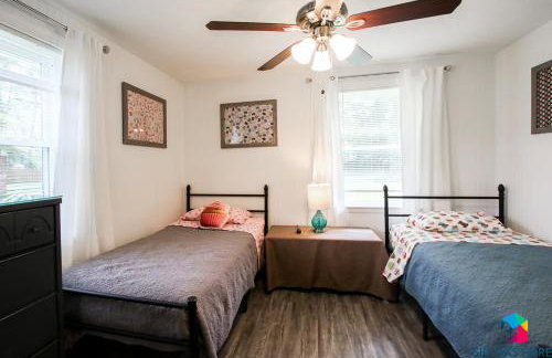 Cake By The Ocean Electric Recliners-Minutes From I-95 And Pembroke - Photo 21