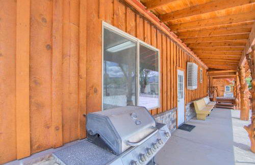 Group Getaway w/ Mtn Views: Home in Circleville! - Foto 28