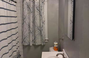 Gorgeous 3 BR Upper Unit Home - Foto 25