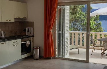 Villa Jade Apartments FRONT ROW SEA VIEW - WALK TO KORCULA OLD TOWN - Foto 19