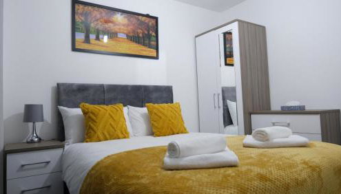 Modernized Three Bedroom House near City Stadium, Attractions, City Centre - Sky n Netflix - Convenient Transport - Foto 3, towels