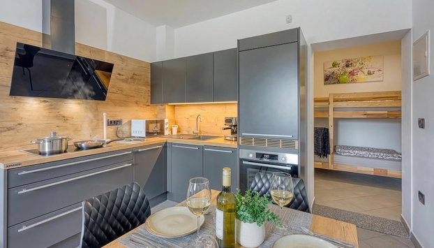 Modern Apt Deni: Terrace + Private Parking - Foto 5, Cozinha privada