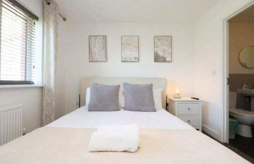 Contractor 4 Bed 2 BA 5 mins to Airport & Barry With Parking - Foto 59