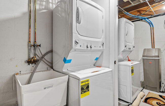 Keating Court - Photo 38