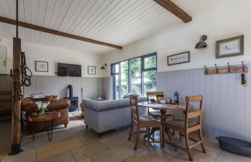 Luxury New Forest Barn, ideal for couples - Photo 20