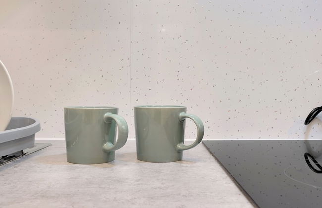 Ilford - East London Apartment - Greater London - Photo 9