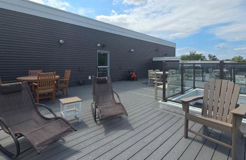 Cozy TC Bay Condo - Photo 4