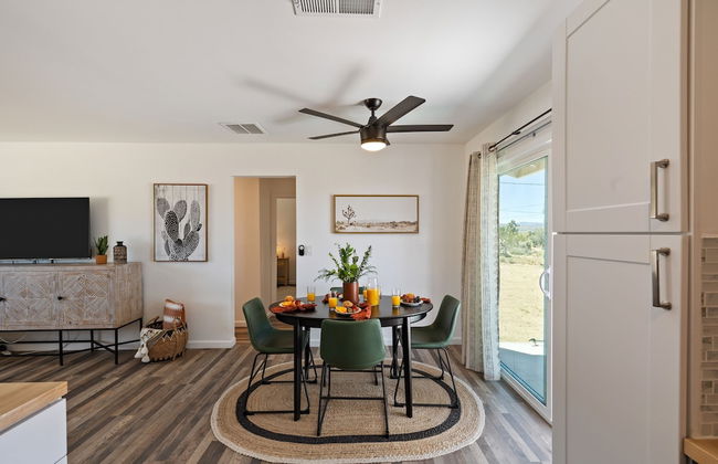 Dune Rise by Avantstay Chic Oasis w Patio - Photo 17