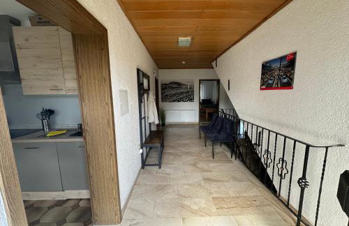 Hoheeifel Ferienwohnungen mit Garten Nähe Nürburgring Ideal für Familien und Gruppen - Foto 24