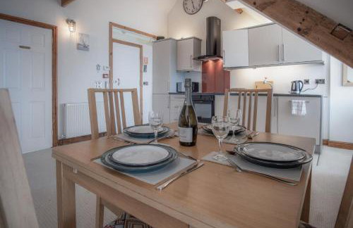 The Nest - 1 Bedroom Apartment - Tenby - Photo 48