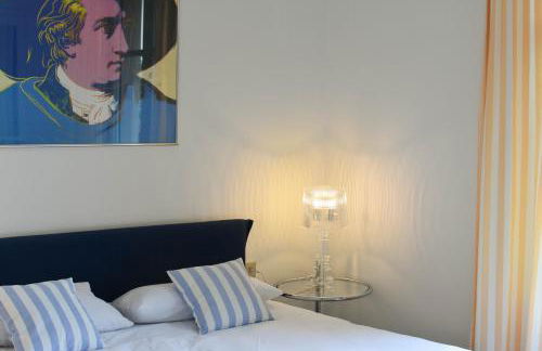 Beautiful apartment on the lake, pool & parking - Nr 124 - Photo 16