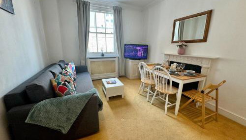 Buckingham Palace Townhouse, UNIQUE location - Foto 2
