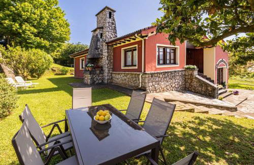 Encantadora casa con jardín cerca de Santillana del Mar - Foto 1