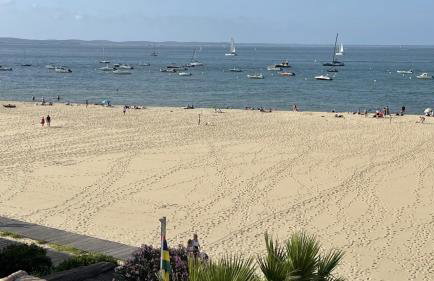 Première ligne - Vue mer exceptionnelle - Accès direct plage - Grand balcon - Parking privatif clos - Tout à pieds - Foto 24