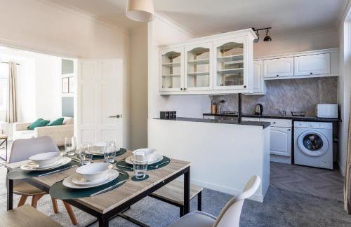 3 Bed Home from Home, Family, Workers and Friends - Foto 24