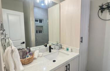 Luxe of Haven - 2bed with office and free parking - Photo 25