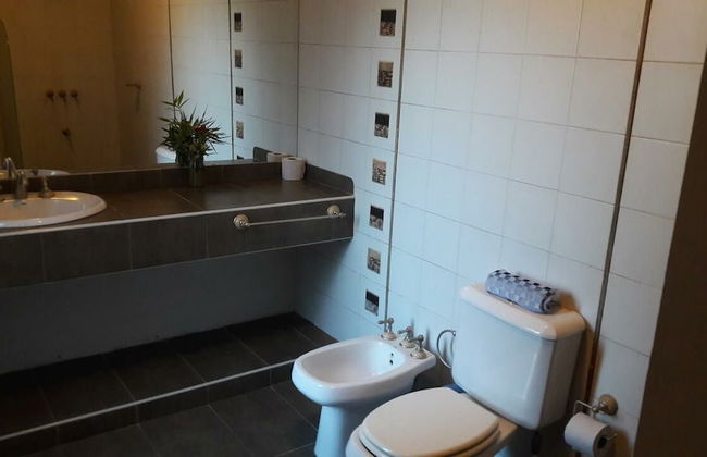 Dark Green House - Chacras de Coria - Photo 27