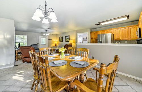 Pet-Friendly Moody Home with Fire Pit and Large Yard! - Foto 10