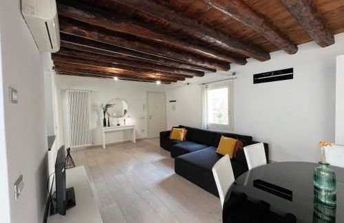 Ca' Del Vecio, in centro storico, Piazza Garibaldi - Foto 33