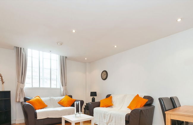 The Chamber Suites - Photo 10