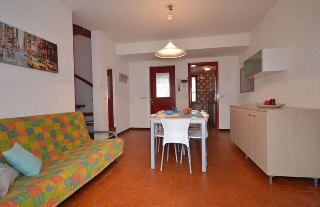 Holiday Village - Foto 9