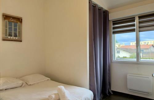 My House Lyon 8, Familiale -climatisation-Metro - Foto 14