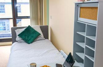 CADeS West Bromwich - Foto 46